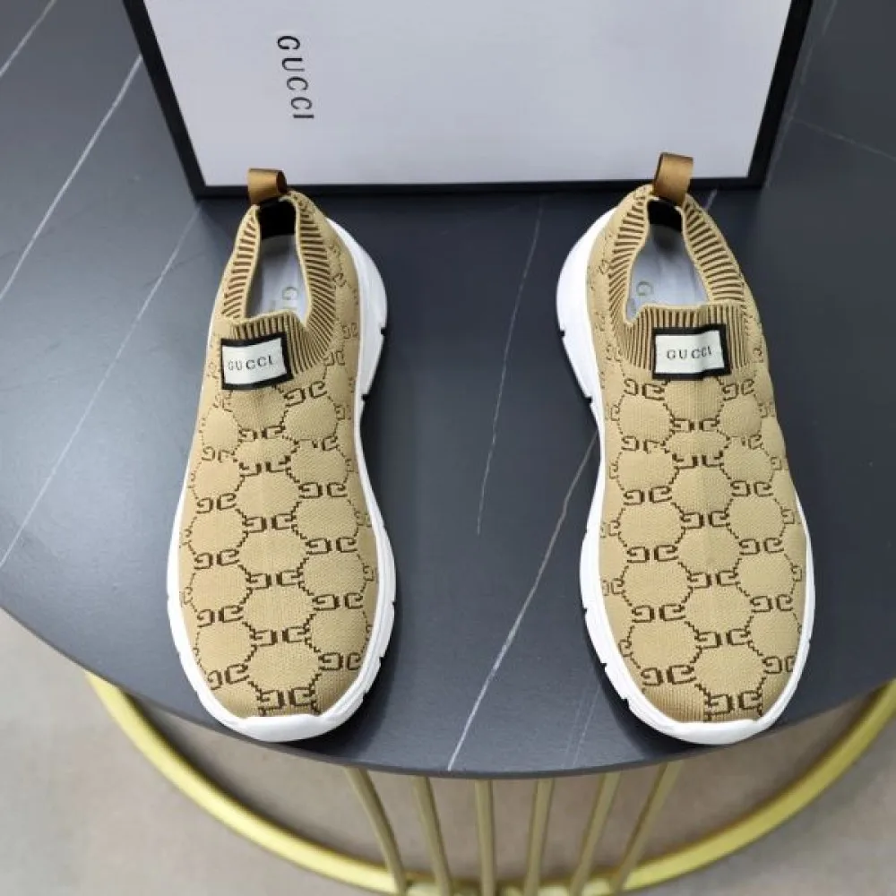 GUCCI グッチ カジュアルな雰囲気があり 2026 メンズ用 スニーカー 商品画像 3