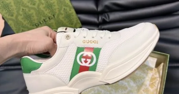 GUCCI グッチ 上級者すぎる着こなし 2026 メンズ用 スニーカー 商品画像 11