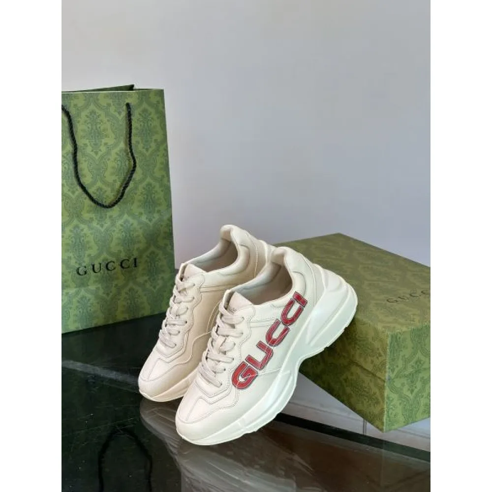 GUCCI グッチ お目立ち度の高い新品 2026 メンズ用 スニーカー 商品画像 4