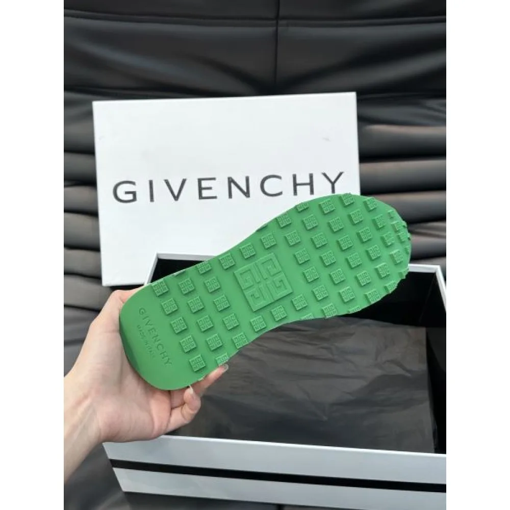 GIVENCHY ジバンシィ 今季掲げているブランド 2026 メンズ用 スニーカー 商品画像 10