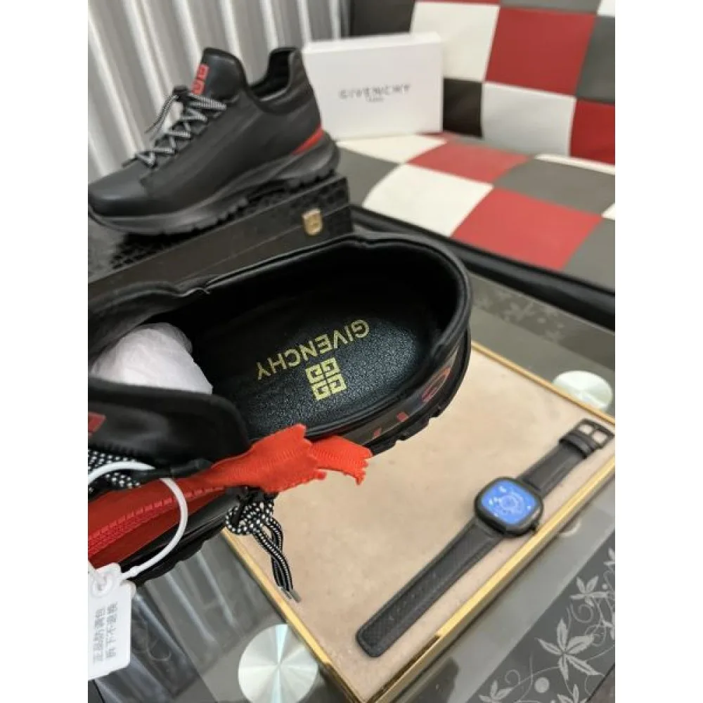 GIVENCHY ジバンシィ 最旬トレンド間違いなし 2026 メンズ用 スニーカー 商品画像 9