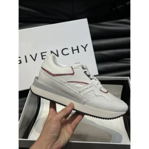 GIVENCHY ジバンシィ 夏の最旬スタイルを楽しい 2026 メンズ用 スニーカー 商品画像 1