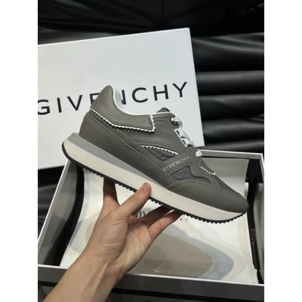 GIVENCHY ジバンシィ 夏の最旬スタイルを楽しい 2026 メンズ用 スニーカー 商品画像 2