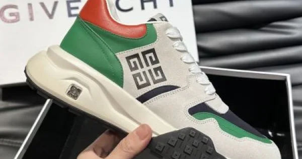 GIVENCHY ジバンシィ 特に話題なの上品 即完売 2026 メンズ用 スニーカー 商品画像 11