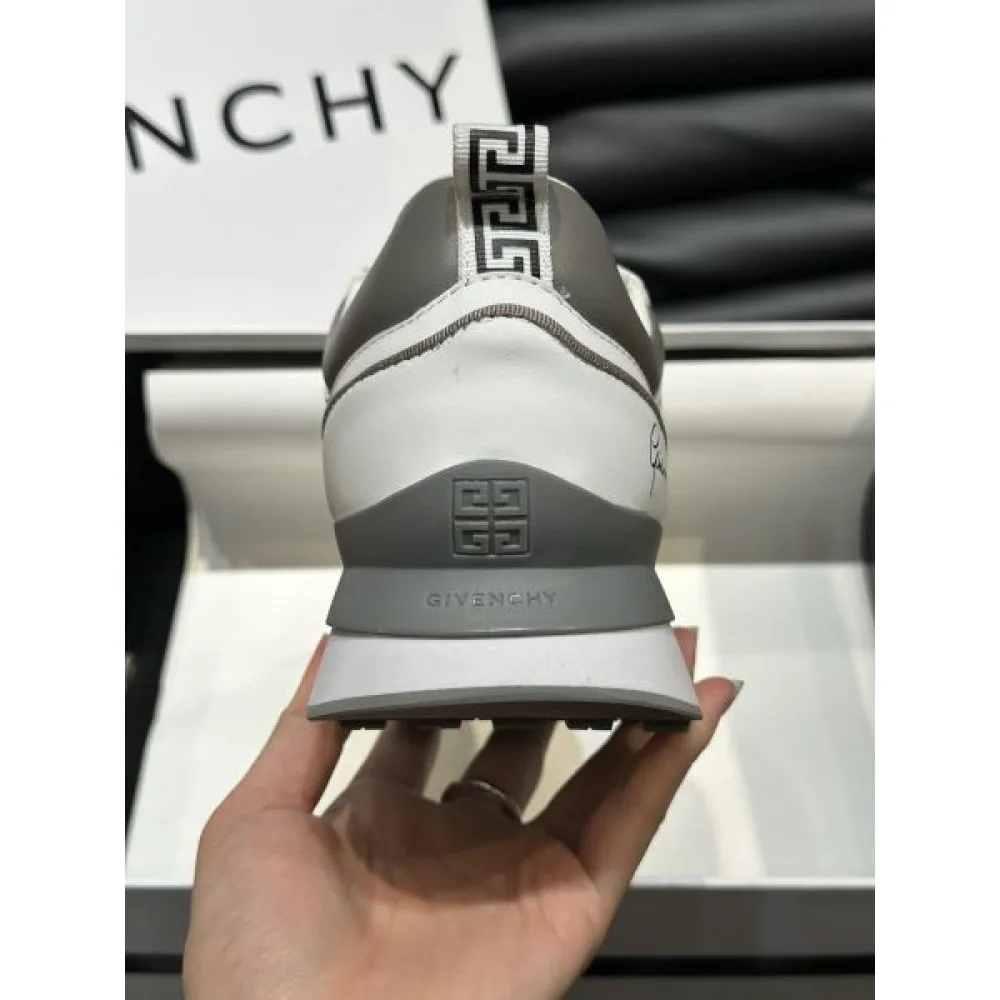 GIVENCHY ジバンシィ 大人気 完売前に 2026 メンズ用 スニーカー 商品画像 9