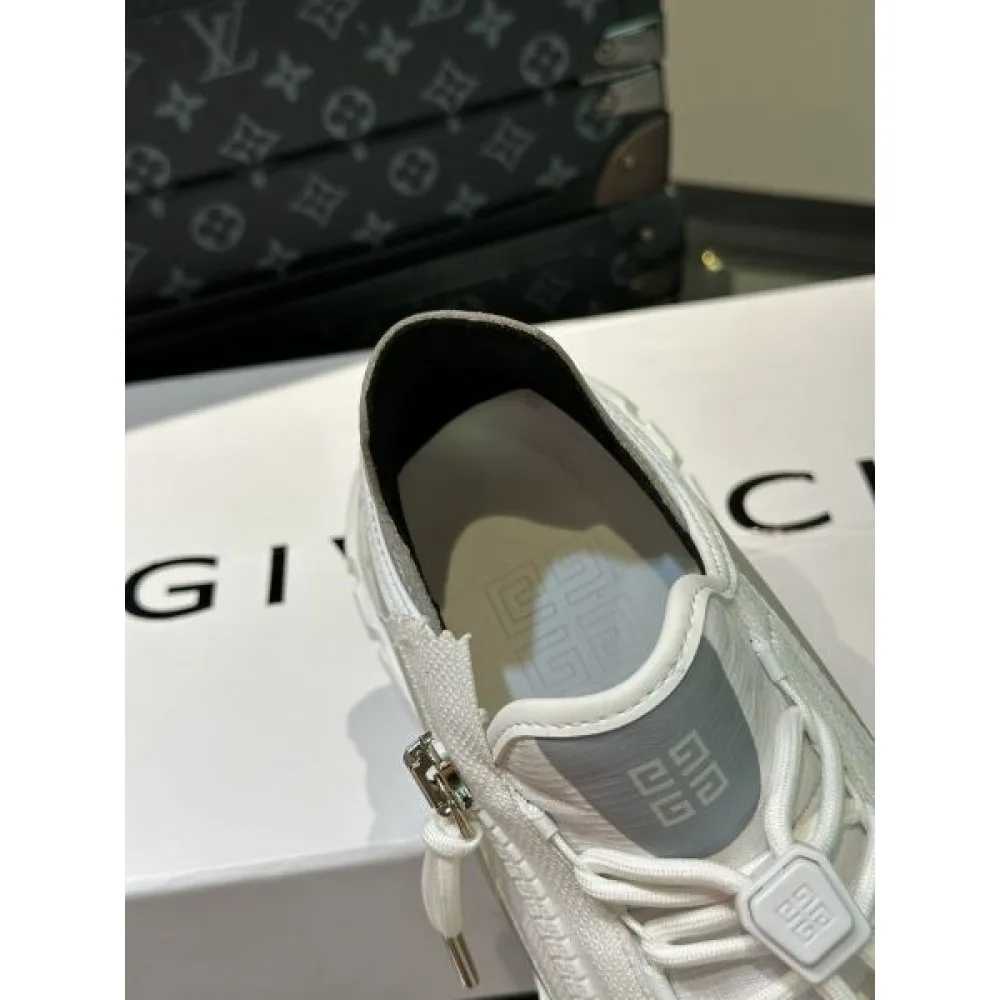GIVENCHY ジバンシィ 着心地のいいサイズ感 2026 メンズ用 スニーカー 商品画像 8