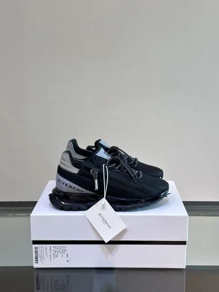 2024FW メンズ用 スニーカー GIVENCHY ジバンシィ ギフト最適期間限定 商品画像 10