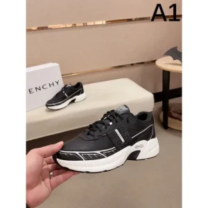 2024FW メンズ用 スニーカー GIVENCHY ジバンシィ セール早いもの勝ち 商品画像 1