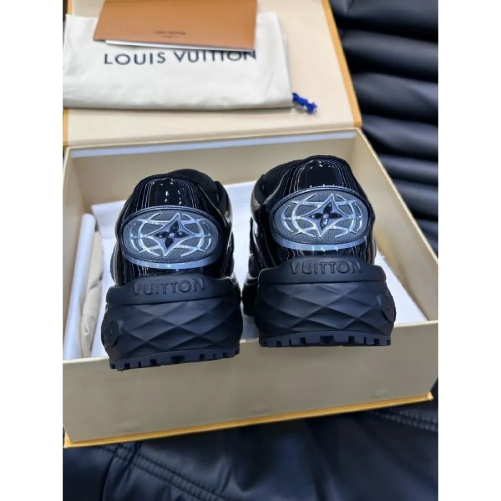 LOUIS VUITTON ルイヴィトン 抜群な新鮮度 2026 メンズ用 スニーカー 商品画像 9