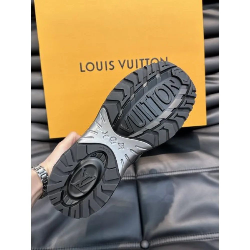 LOUIS VUITTON ルイヴィトン 抜群な新鮮度 2026 メンズ用 スニーカー 商品画像 10