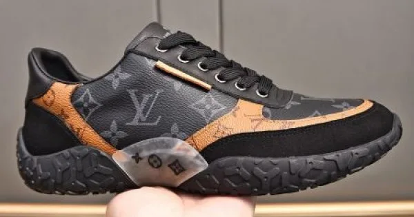LOUIS VUITTON ルイヴィトン 最安価格新品 2026 メンズ用 スニーカー 商品画像 11