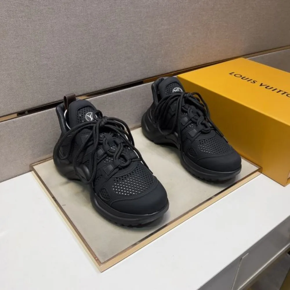 2024FW メンズ用 スニーカー LOUIS VUITTON ルイヴィトン 限定ギフトにも 商品画像 3