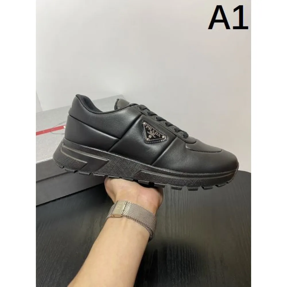 PRADA プラダ 今シーズン新作!大人もOK! 2026 メンズ用 スニーカー 商品画像 1
