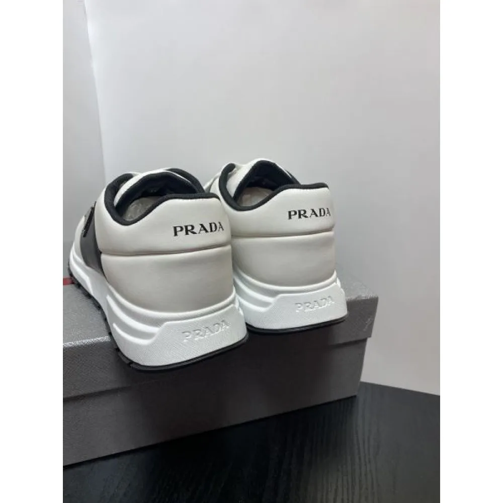 PRADA プラダ 今シーズン新作!大人もOK! 2026 メンズ用 スニーカー 商品画像 8