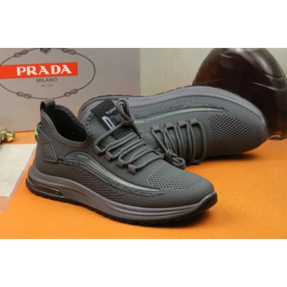 PRADA プラダ 今シーズン最注目のトレンド 2026 メンズ用 スニーカー 商品画像 5