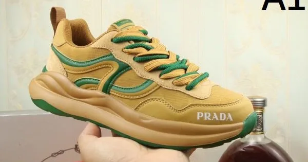 PRADA プラダ 上品ですっきり、好感度抜群 2026 メンズ用 スニーカー 商品画像 11