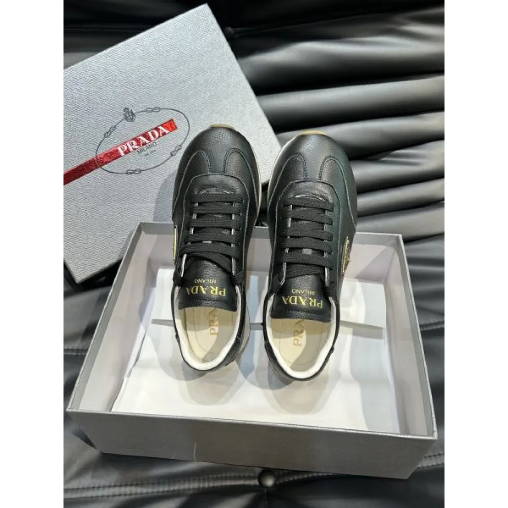 PRADA プラダ 絶対に抑えておきたいトレンド 2026 メンズ用 スニーカー 商品画像 5
