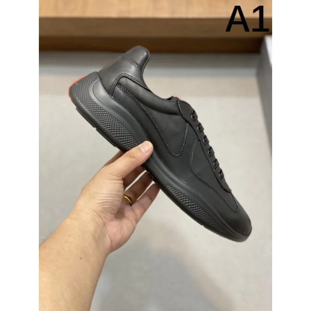 PRADA プラダ 人気アイテムも同時にチェック 2026 メンズ用 スニーカー 商品画像 1