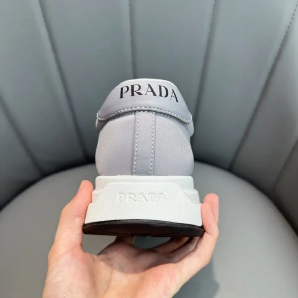 PRADA プラダ 大活躍間違いなしの新着 2026 メンズ用 スニーカー 商品画像 9