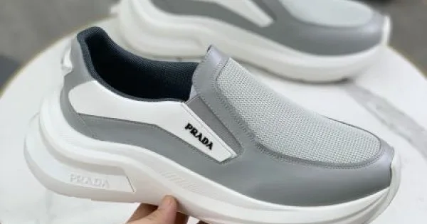 PRADA プラダ 大人買い必須なこの春夏 2026 メンズ用 スニーカー 商品画像 11