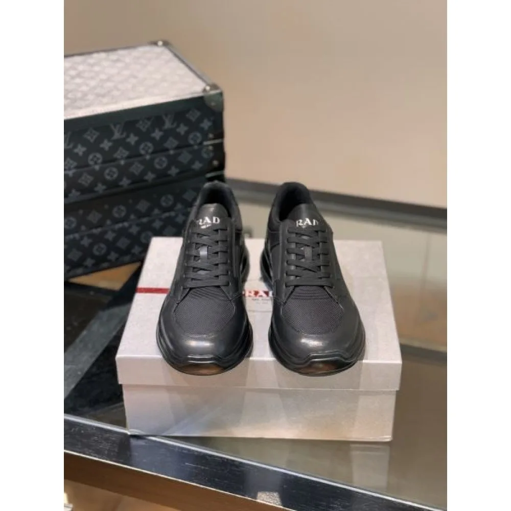 PRADA プラダ 流行の注目ブランド 2026 メンズ用 スニーカー 商品画像 4