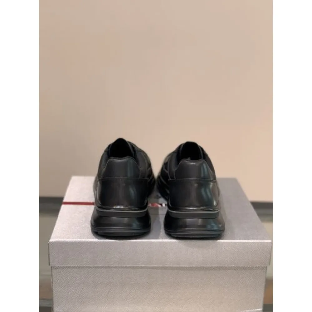 PRADA プラダ 流行の注目ブランド 2026 メンズ用 スニーカー 商品画像 6