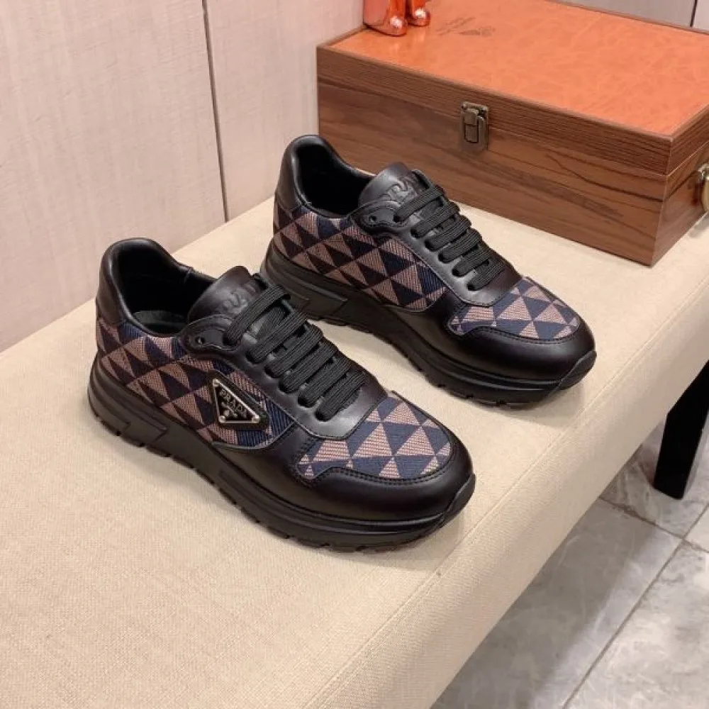 PRADA プラダ 激安期間限定セール 2026 メンズ用 スニーカー 商品画像 4