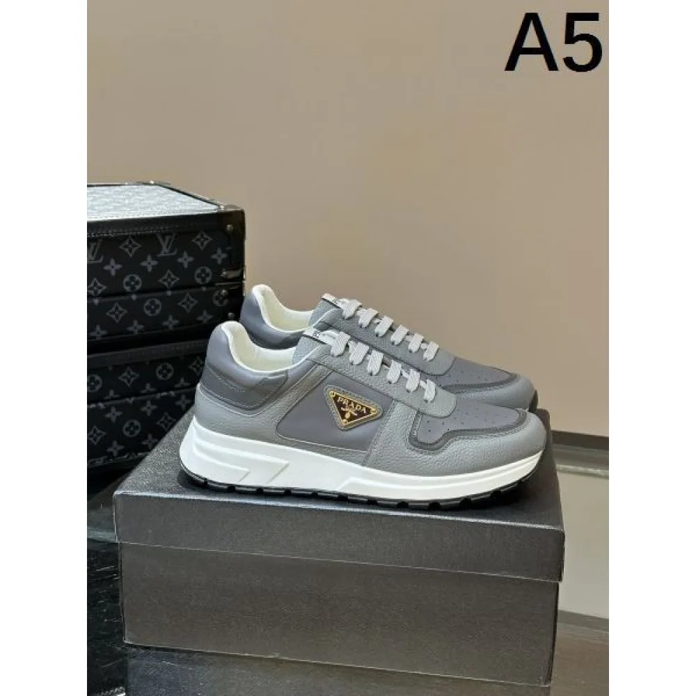 PRADA プラダ 根強い人気定番商品 2026 メンズ用 スニーカー 商品画像 5