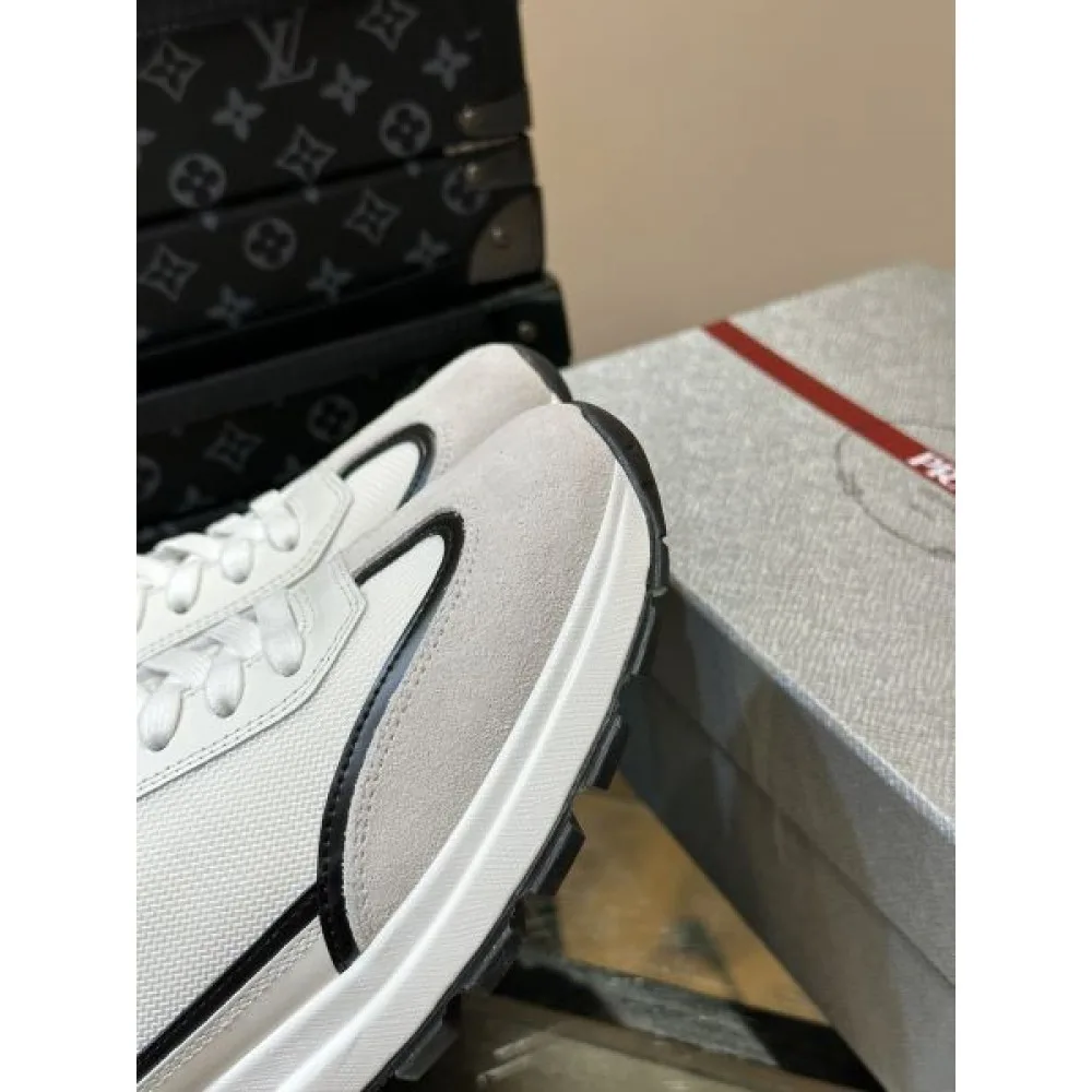 PRADA プラダ 存在感絶大スタイル 2026 メンズ用 スニーカー 商品画像 6