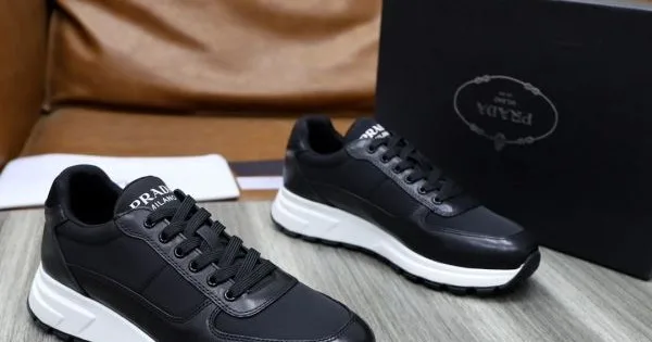 2024FW メンズ用 スニーカー PRADA プラダ きれいめコーデに変身 商品画像 11