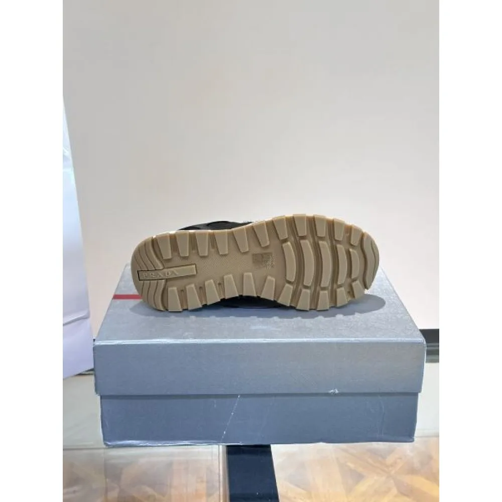 2024FW メンズ用 スニーカー PRADA プラダ 著名人やセレブも愛用する 商品画像 9