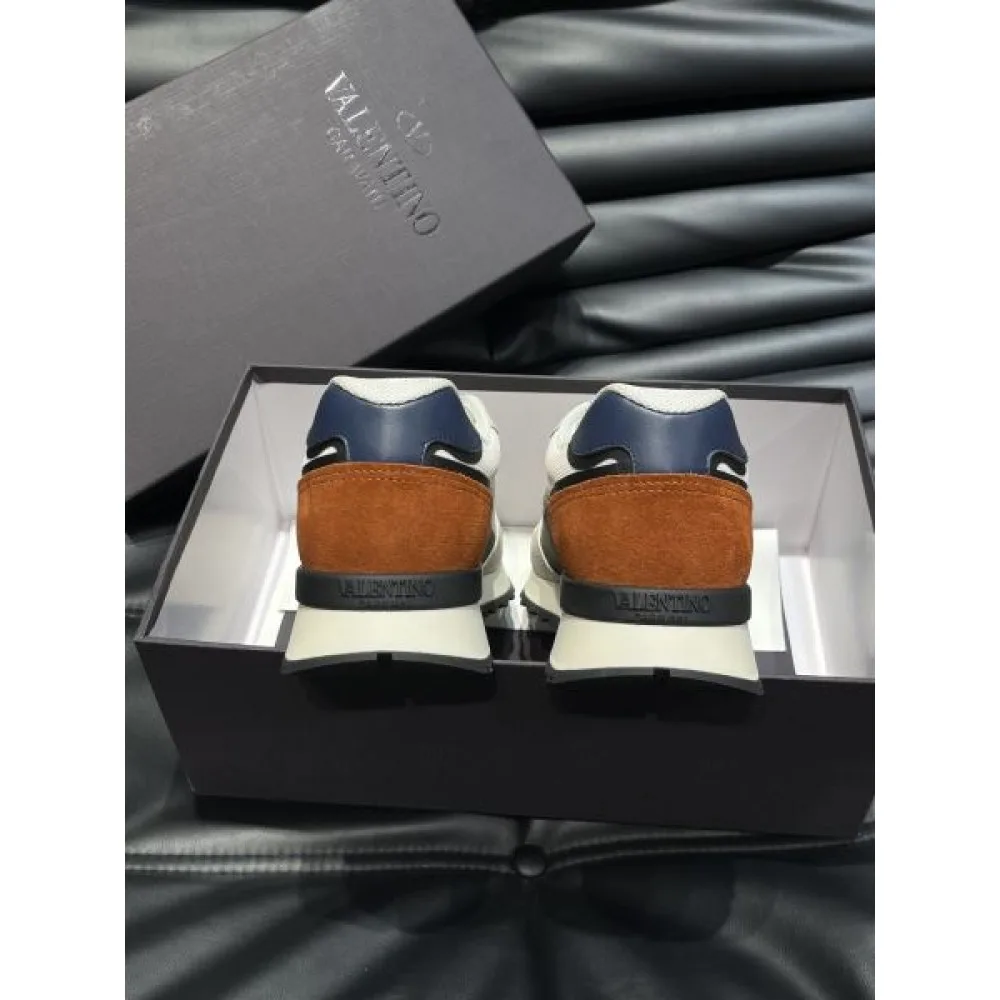 VALENTINO ヴァレンティノ 売切れ必須 2026 メンズ用 スニーカー 商品画像 8