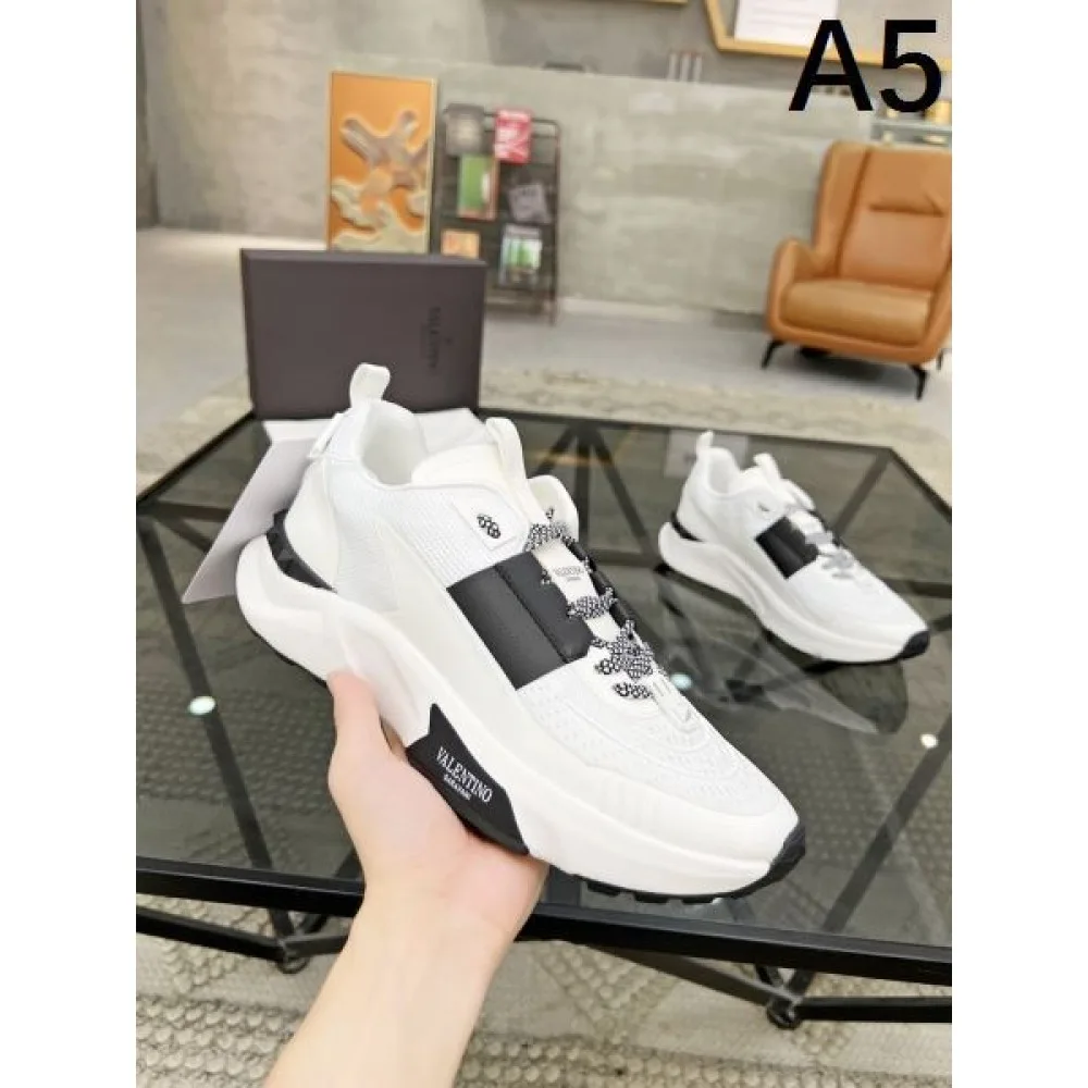 VALENTINO ヴァレンティノ 大注目 2026 メンズ用 スニーカー 商品画像 5
