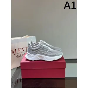VALENTINO ヴァレンティノ デザイン高い 2026 メンズ用 スニーカー 商品画像 1