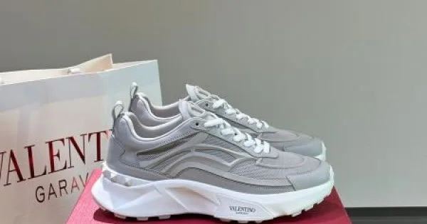 VALENTINO ヴァレンティノ デザイン高い 2026 メンズ用 スニーカー 商品画像 12