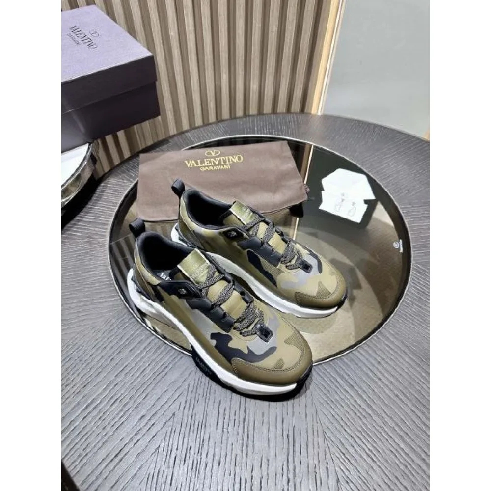2024FW メンズ用 スニーカー VALENTINO ヴァレンティノ 自分へのご褒美 商品画像 5