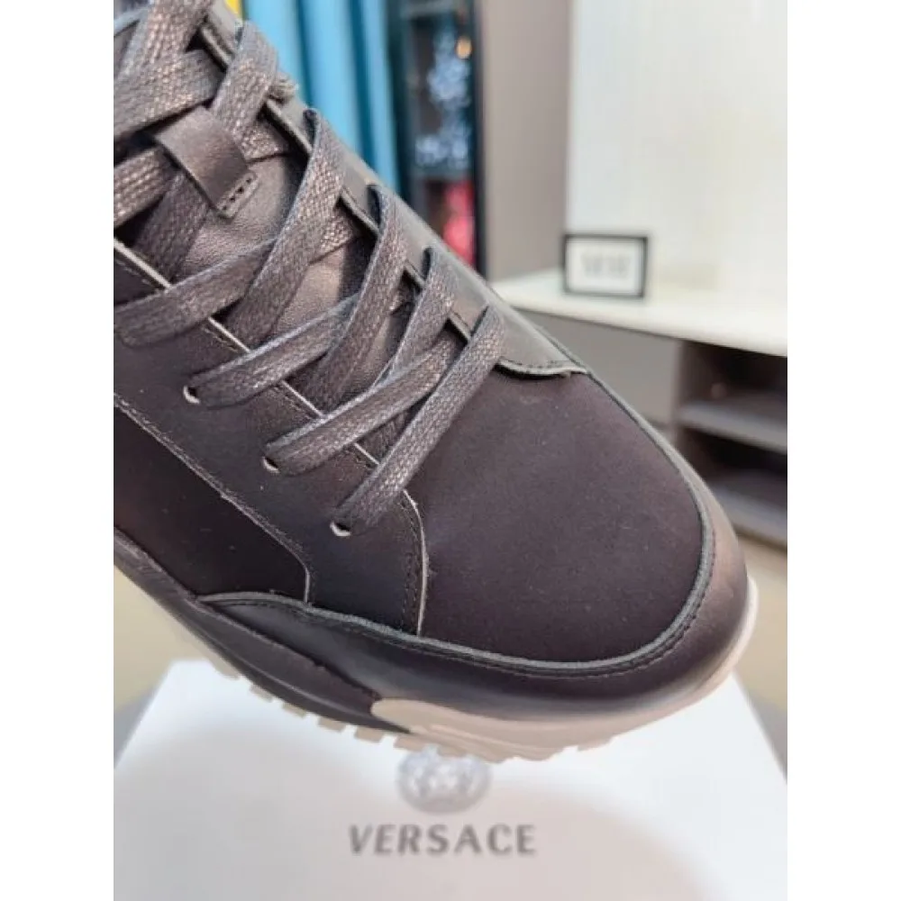 VERSACE ヴェルサーチェ セレブも多数愛用 2026 メンズ用 スニーカー 商品画像 6
