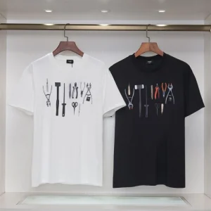 2026 気分が上がる憧れブランド FENDI フェンデイ 半袖Tシャツ 商品画像 1