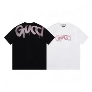 2026 夏に欠かせないアイテム GUCCI グッチ 半袖Tシャツ 商品画像 1