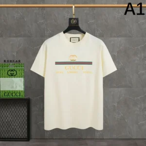 2026 クールな印象に見せる GUCCI グッチ メンズ用 半袖Tシャツ 商品画像 1