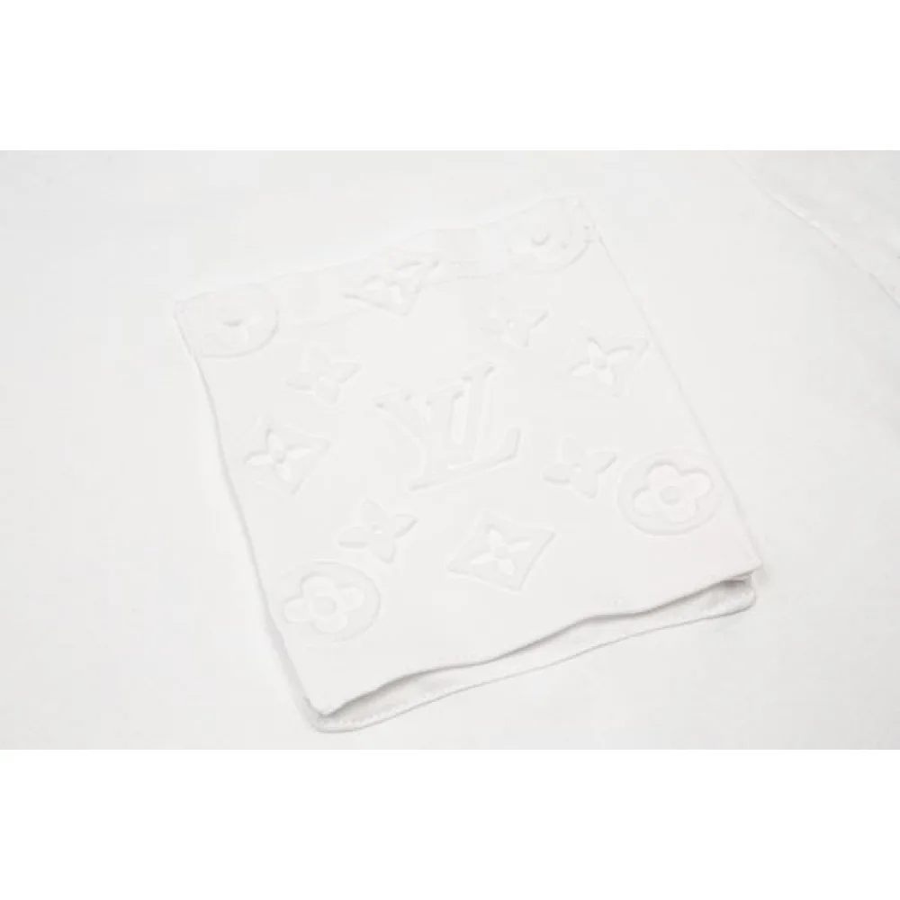 2026 最新で一目惚れ LOUIS VUITTON ルイヴィトン メンズ用 半袖Tシャツ 商品画像 4
