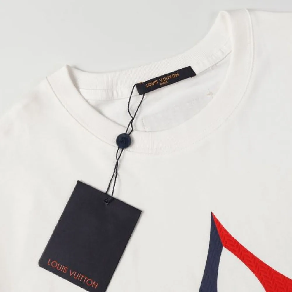 2026 シックな色合い LOUIS VUITTON ルイヴィトン メンズ用 半袖Tシャツ 商品画像 4