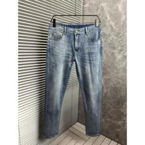 2026 今夏に長く愛用できるスタイル ARMANI アルマーニ ジーパン 商品画像 1