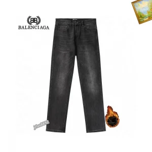 2026 セールで嬉しい入荷 BALENCIAGA バレンシアガ ジーパン 商品画像 1