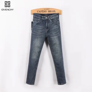 2026 最新作期間限定セール GIVENCHY ジバンシィ ジーパン 商品画像 1