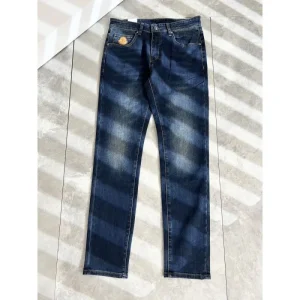 2024FW MONCLER モンクレール 秋冬入荷大人気モデル ジーパン 商品画像 1
