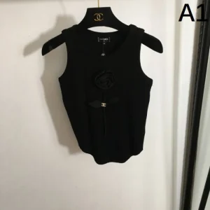 2026 ニットベスト CHANEL シャネル 希少!取り扱い店舗限定 商品画像 1