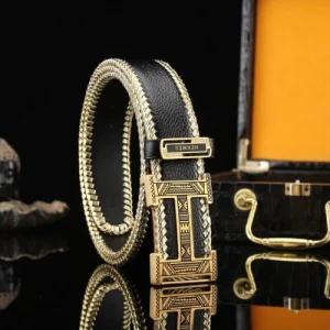 HERMES エルメス ウェアに取り入れるのが今季流 2026 ベルト 商品画像 1