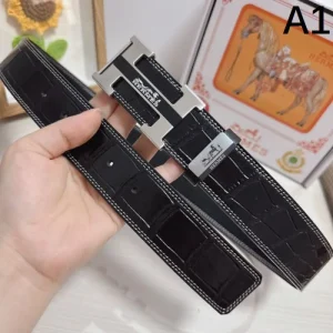 HERMES エルメス 大人の余裕感を演出できる今夏新作 2026 ベルト 商品画像 1