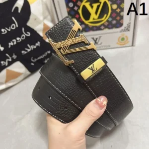 LOUIS VUITTON ルイヴィトン 大切な方へのギフト 2026 ベルト 商品画像 1